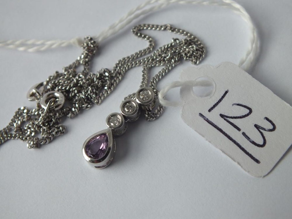 An amethyst & diamond pendant necklace in 9ct - 3.2gms - Image 4 of 4