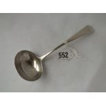 A George III OEP sauce ladle - London 1808 ny Eley, Fern & Chawner