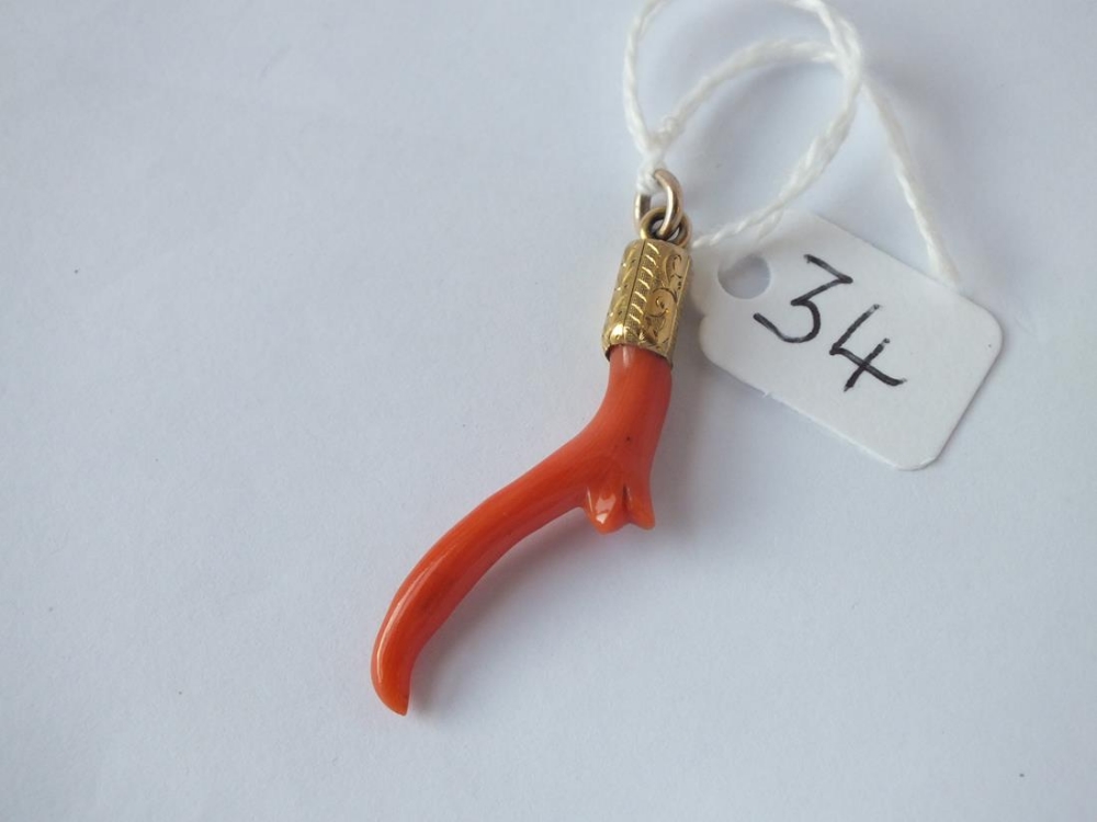 A coral & 15ct drop pendant - Image 2 of 2