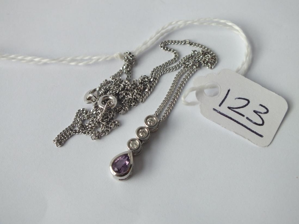 An amethyst & diamond pendant necklace in 9ct - 3.2gms - Image 2 of 4