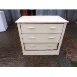 A pine chest of 4 drawers