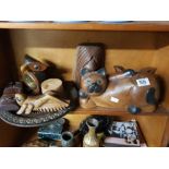 SHELF OF CARVED TREEN ANIMALS ETC