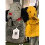 SOOTY & SWEEP GLOVE PUPPETS BY CHAD VALLEY