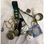 BAG WITH VARIOUS METAL ITEMS, WAT, COI & BRIC-A-BRAC