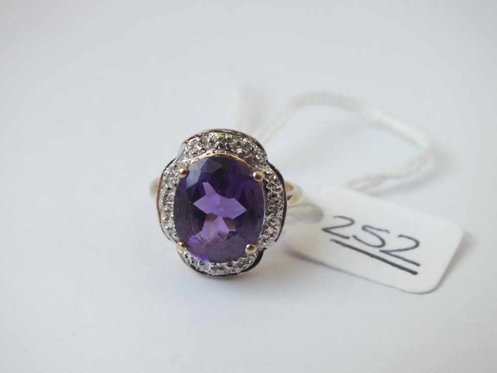 A 9ct dress ring set with amethyst - size L - 3.83gms - Image 2 of 2
