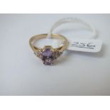 A 9ct amethyst dress ring - size O - 2.6gms