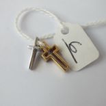 Two vintage gold crosses in 18ct gold - 3.3gms