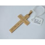 A large cross in 9ct - 7.6gms