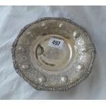 An Islamic shape circular dish on rim foot - 6.5" dia. - 201 gms.