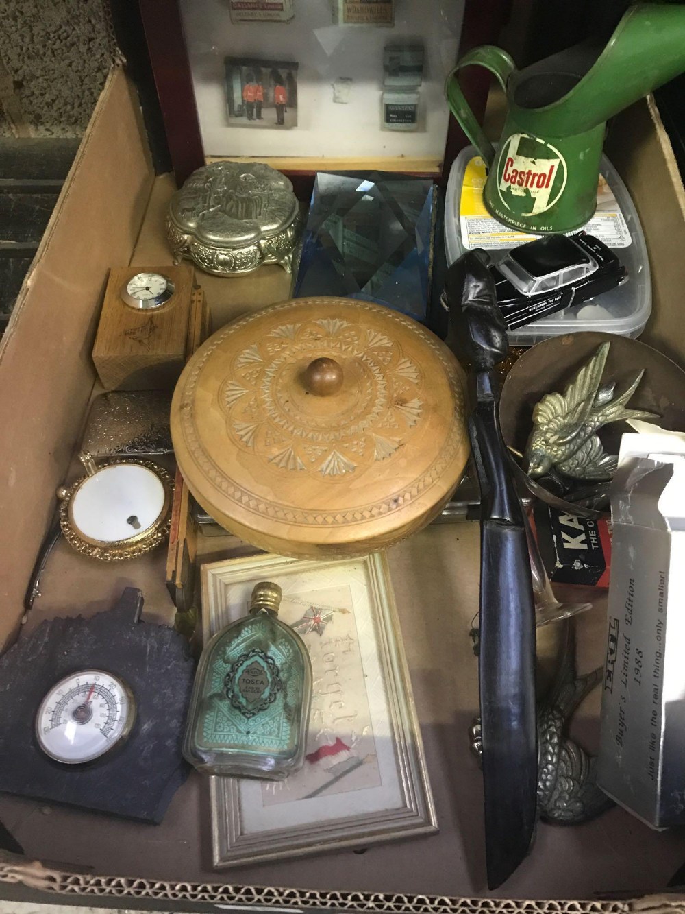 DISPLAY OF VINTAGE CIGARETTE PACKETS, A CASTROL OIL CAN, BUTTONS & BRIC-A-BRAC - Image 2 of 2