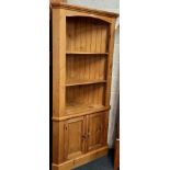 LARGE FARM HOUSE STYLE STRIPPED PINE CORNER SHELVING WITH CUPBOARD UNDER