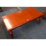 LARGE MAHOGANY COLOUR COFFEE TABLE WITH PILLAR LEGS