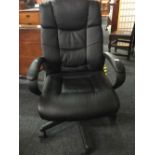 BLACK OFFICE LEATHERETTE SWIVEL CHAIR