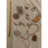 VARIOUS DRESS BROOCHES