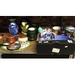 CARTON & SHELF OF VASES, BOWLS, COMMEMORATIVE PLATES & OTHER CHINAWARE
