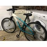 WHITE & TURQUOISE FRAMED APOLLO TWILIGHT MULTI GEAR OFF ROAD BIKE