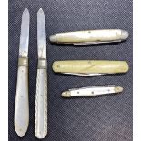 4 FRUIT KNIVES, 2 SIL ONES