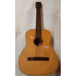 3/4 SIZE ACOUSTIC GUITAR