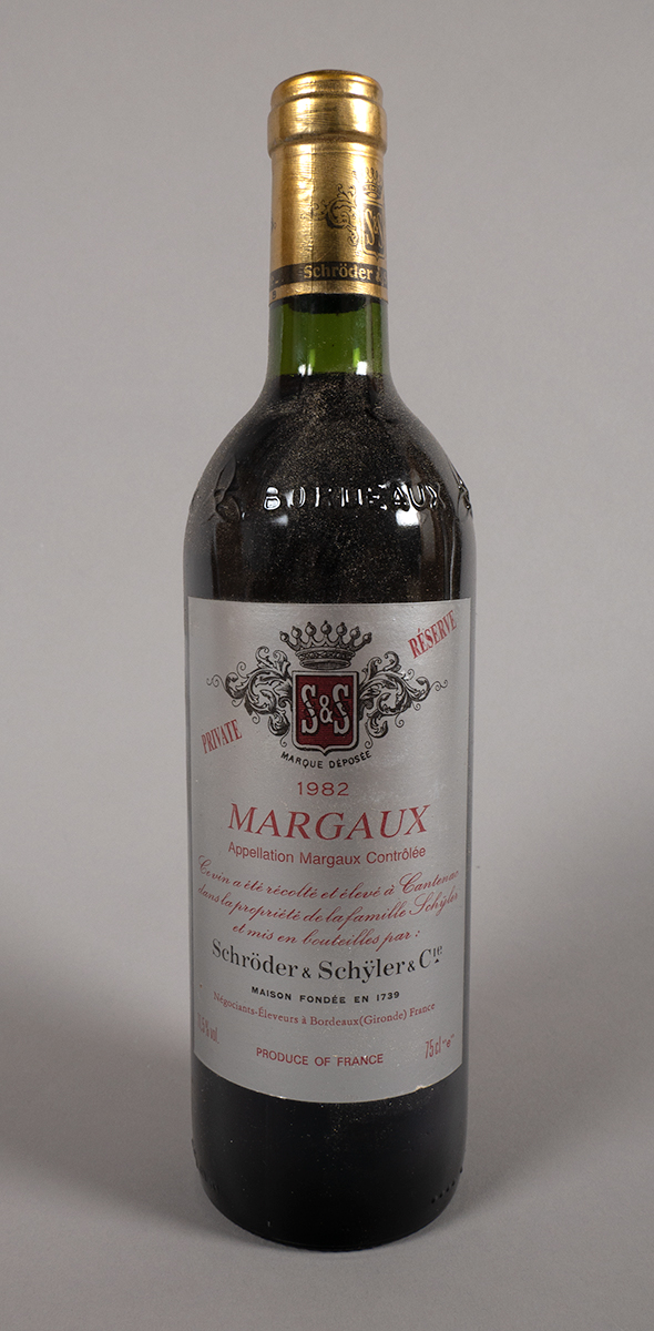 Margaux. Schroder & Shyler Private Reserve 1982 (6) 11.5%, 75cl, 6 bottles. Mostly lower neck,