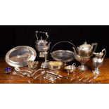 A Collection of Silver & Plated Ware: A Mapppin & Webb sauce boat hallmarked Birmingham 1919 with