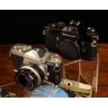 A Vintage 1960's Nikkormat FTN 35 mm Film Camera (body No.