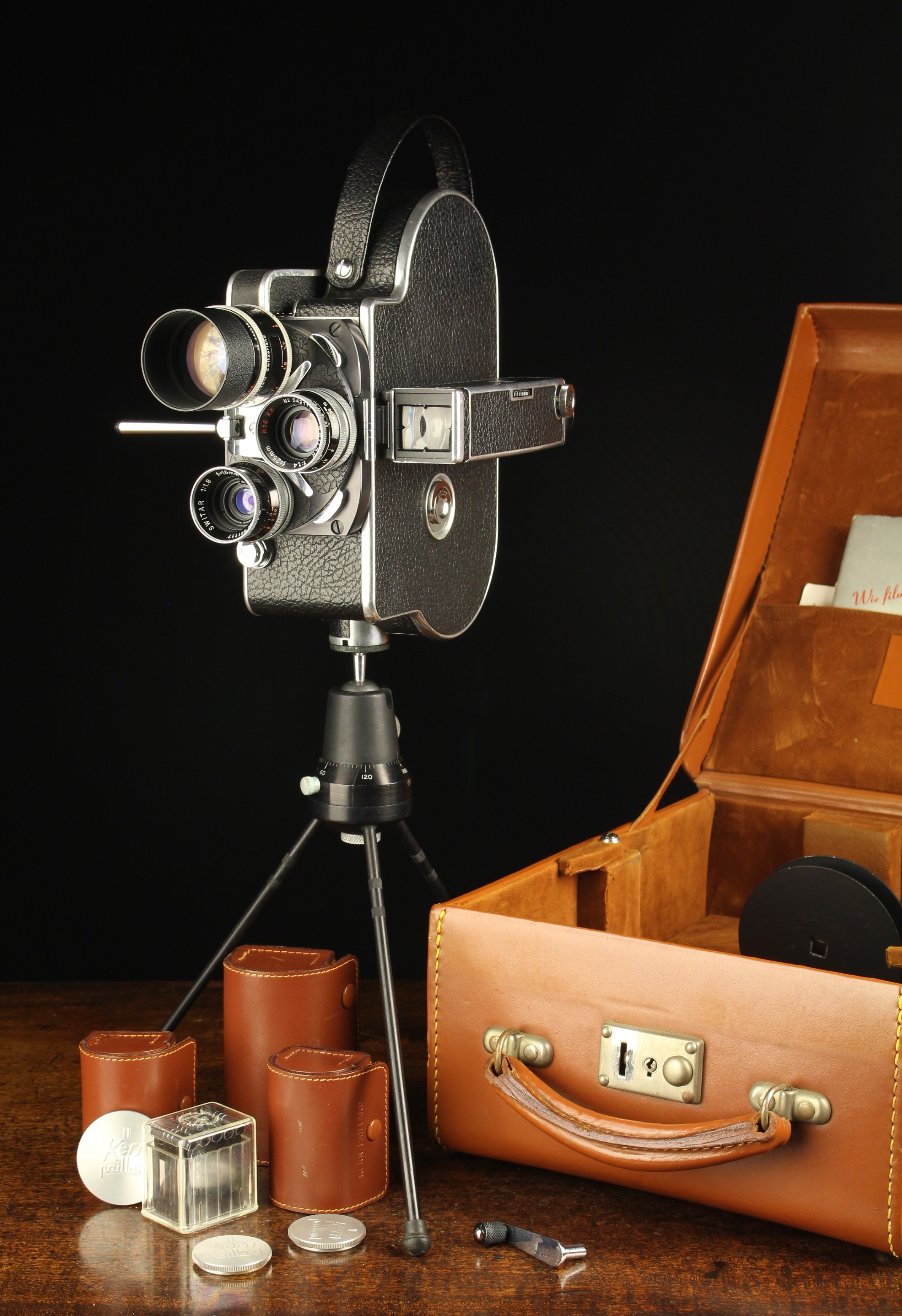 A Vintage Paillard Bolex H-16 Reflex Cine Camera with three Kern-Paillard Switar lenses; 50 mm f 1. - Image 3 of 9