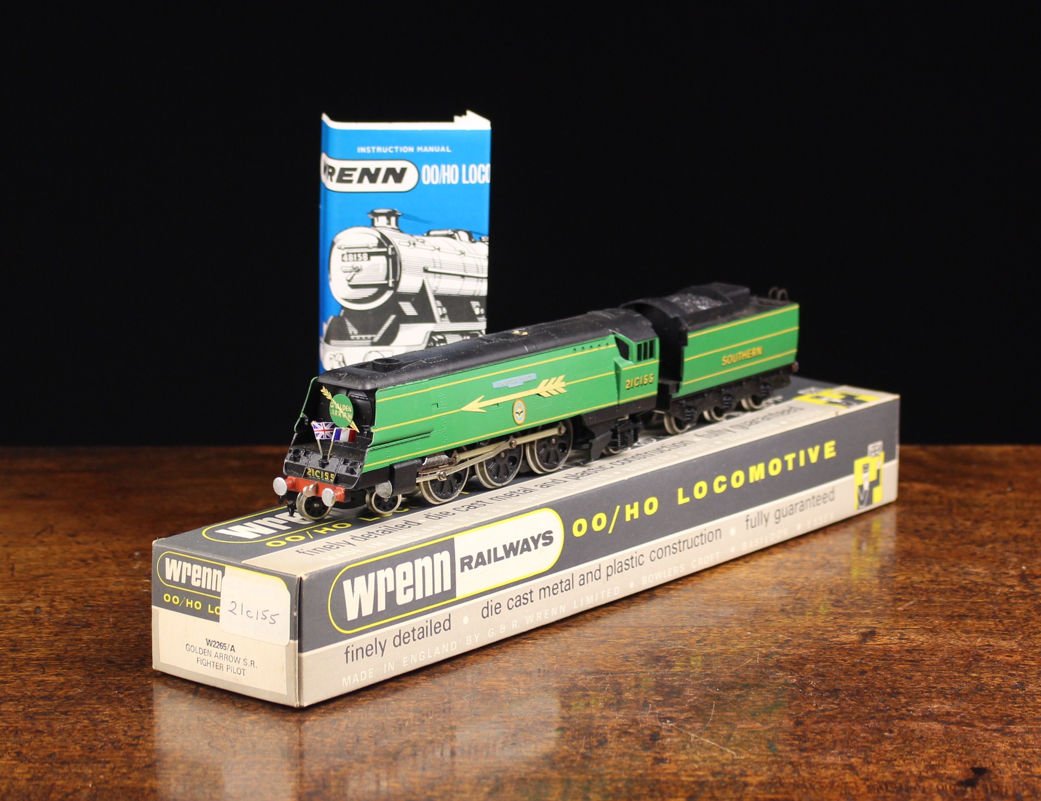 An Early Wrenn "Fighter Pilot" GOLDEN ARROW SR Green 4-6-2 Streamlined Bulleid W2265/A,