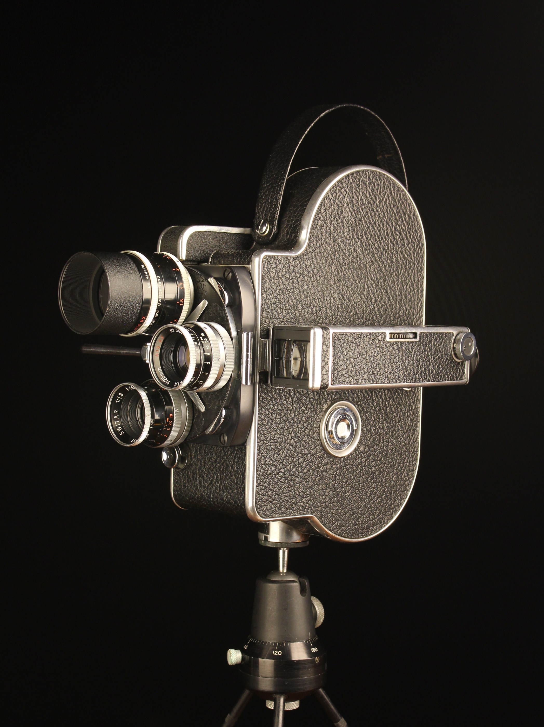 A Vintage Paillard Bolex H-16 Reflex Cine Camera with three Kern-Paillard Switar lenses; 50 mm f 1. - Image 8 of 9
