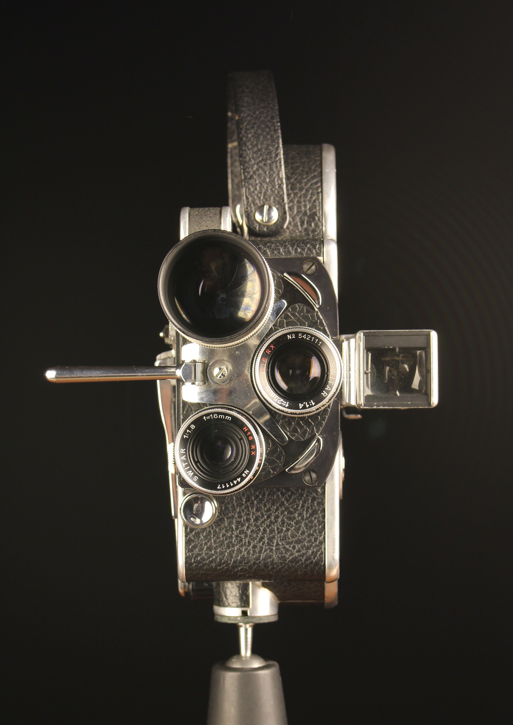 A Vintage Paillard Bolex H-16 Reflex Cine Camera with three Kern-Paillard Switar lenses; 50 mm f 1. - Image 6 of 9