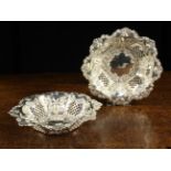A Pair of Pretty Victorian Scottish Silver Dishes with assay marks for Edinburgh 1898,