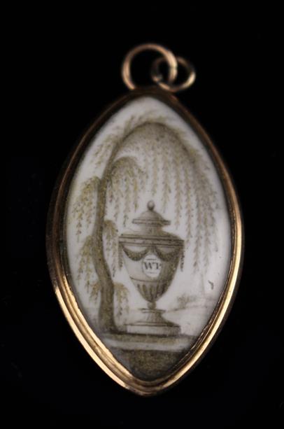 A Late 18th/Early 19th Century Mourning Locket/Pendant.