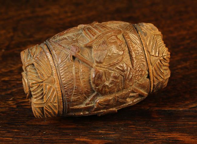 An 18th Century Carved Coquilla Nut Snuff Box. - Image 4 of 6