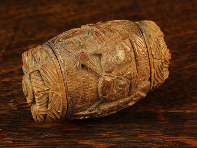 An 18th Century Carved Coquilla Nut Snuff Box. - Image 5 of 6