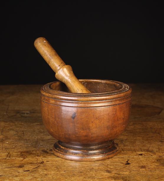 An 18th Century Turned Treen Pestle & Mortar. - Image 2 of 4