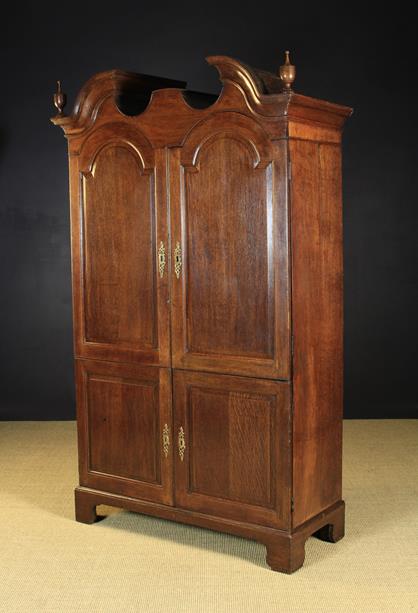 An 18th Century Floor Standing Oak Cupboard. - Image 4 of 4