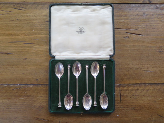 four boxed sets of silver spoons, total weight approx 8.8 troy oz - Image 5 of 13