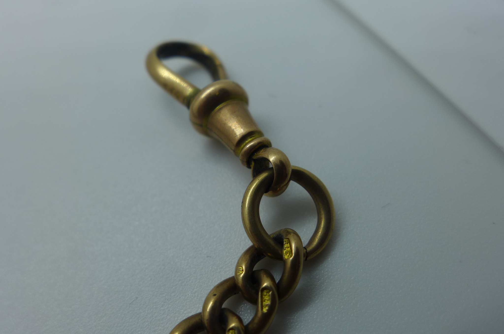 A 9ct gold watch chain with running link to T-Bar, fully hallmarked, weight approx 40.3 grams, - Image 3 of 4