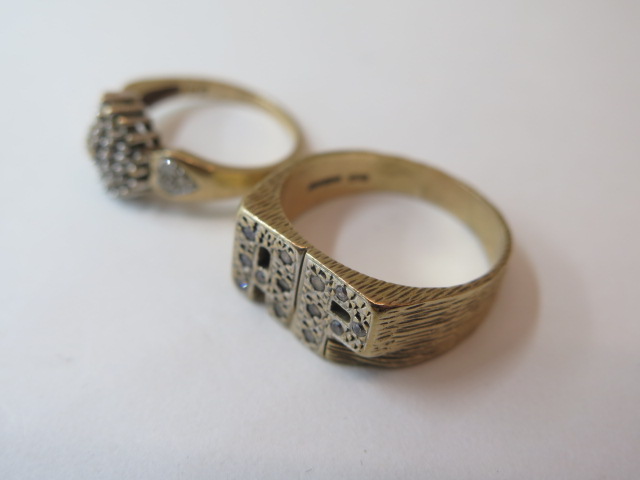 Two 9ct gold rings, sizes P and W, total approx weight 13 grams - Image 2 of 3