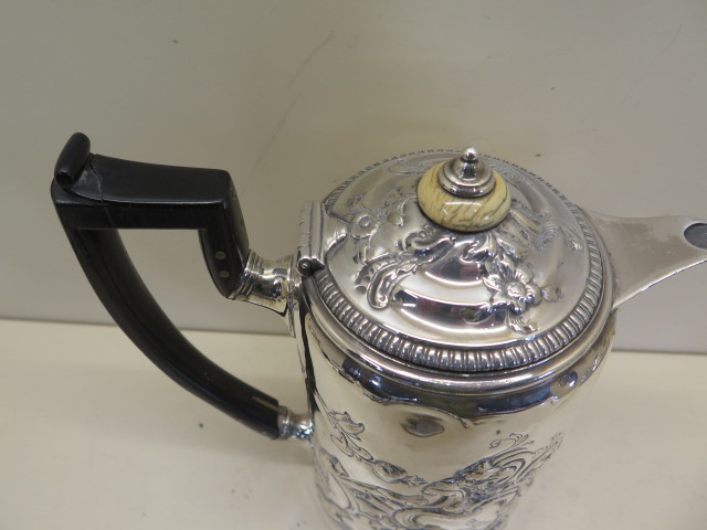 A Georgian silver embossed water jug London 1809 - William Burwash and Richard Sibley 19cm tall, - Image 3 of 5