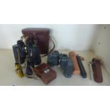 Zeiss 10x50W Jenoptem binoculars in original leather case, cased Liebermann and Gortz 8x30