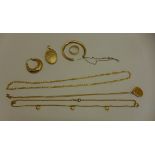 An assortment of 9ct yellow gold jewellery 8 pieces mostly hallmarked or marked 375 or 9ct total