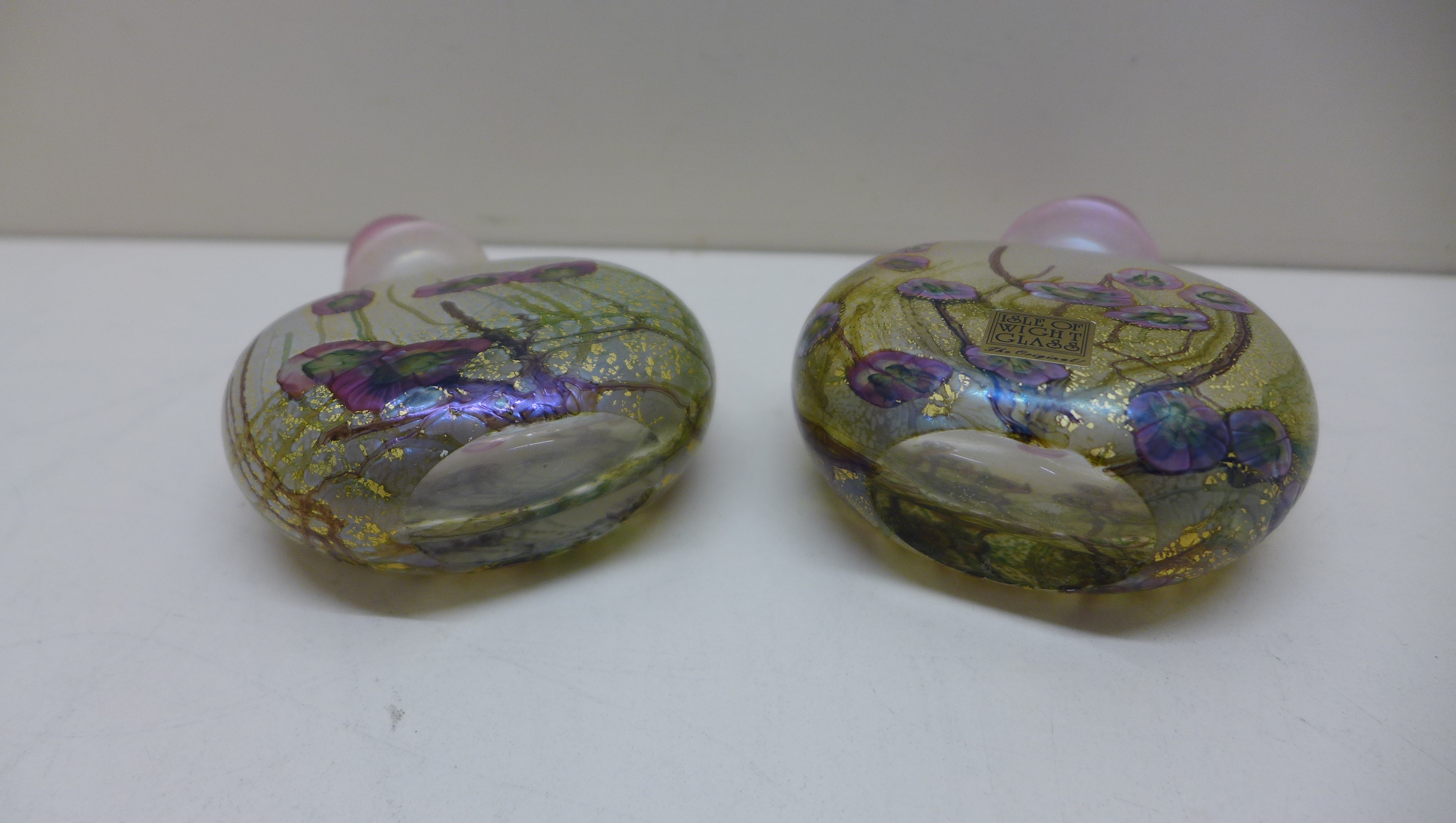 2 x Isle of Wight scent bottles - 10cm tall - both unsigned but possibly Timothy Harris - Image 4 of 4