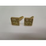 A pair of waku 18ct yellow gold cufflinks marked 18k total weight approx 13.8gs, in good condition