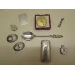 9 pieces of assorted silver including a vesta case. Total weight approx 2.6 troy oz