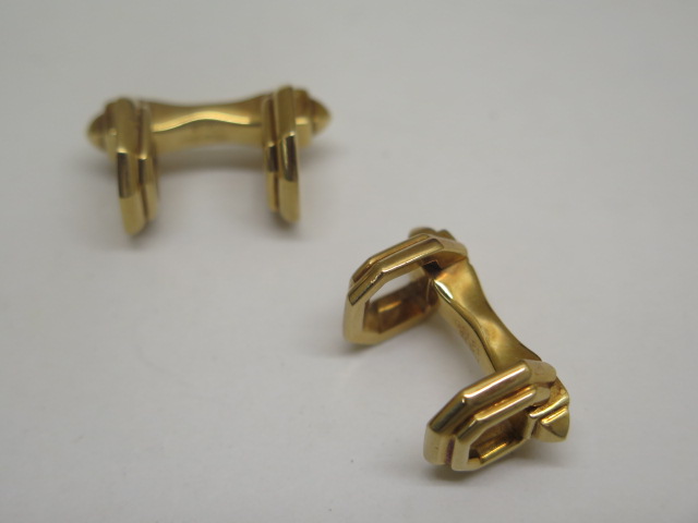 A pair of cartier 18ct yellow gold stirrup cufflinks with original box, spprox 16.8gs in good - Image 4 of 5