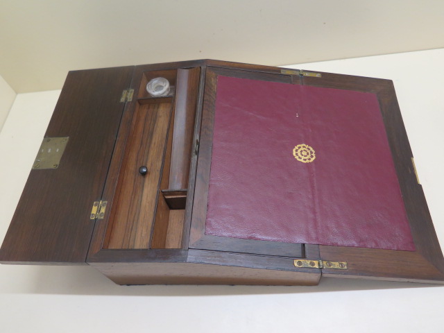 A small 19th century Rosewood writing slope, 27cm wide, 9cm tall, 23cm deep. - Image 2 of 3