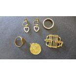 Two 9ct gold pendants , two 9ct rings and a pair of earrings , total weight approx 17.7 gs