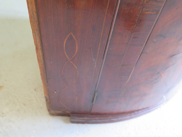 A Georgian mahogany bowfronted corner cupboard, 111cm tall, 75cm wide - Image 7 of 7