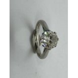 A hallmarked 950 platinum diamond solitaire ring measuring 7.9mm x 3.6mm, approx 1.40ct, ring size