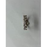 A diamond 5 stone ring, each diamond approx 4.6mm x 3mm, 0.3-0.4ct, total weight 2ct, set in white